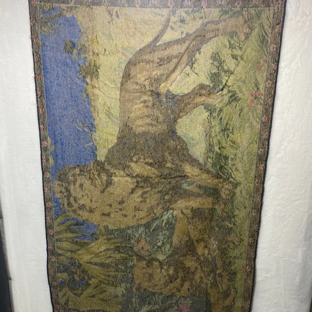 VTG Majestic Lion Family Regal Scene Velvet‎ Velour Tapestry Wall Hanging Carpet